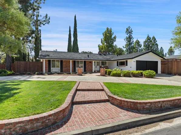 19488 Brockton Ln, Saratoga, CA 95070