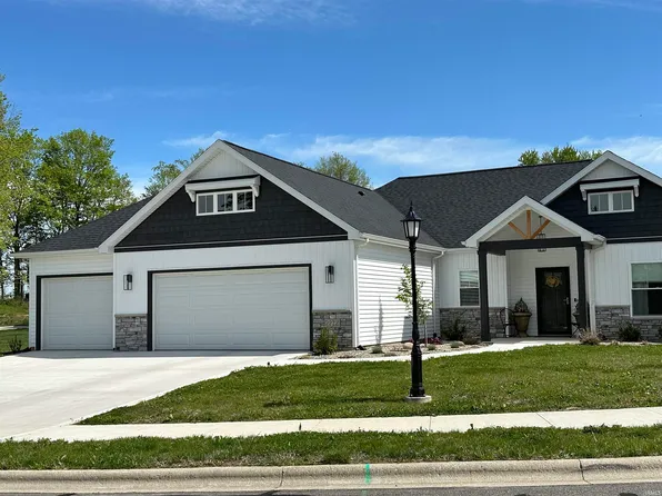 2272 Highlander Dr, Warsaw, IN 46580