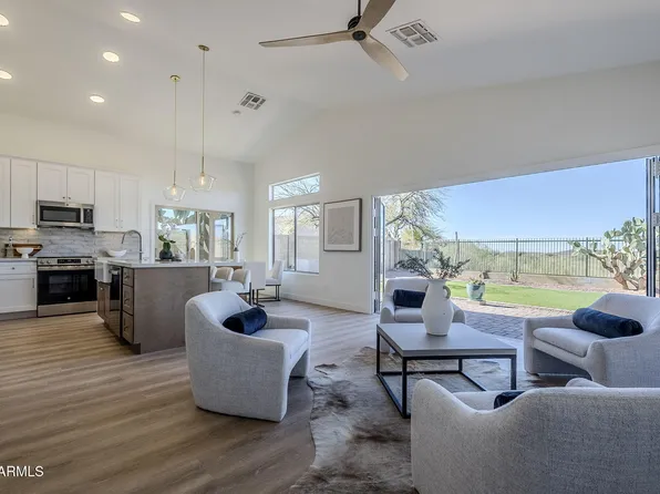 40724 N CAPITAL Court, Anthem, AZ 85086