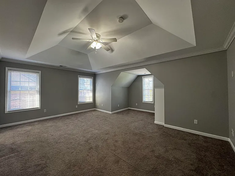 2224 Wilmington Ln — Photo 17