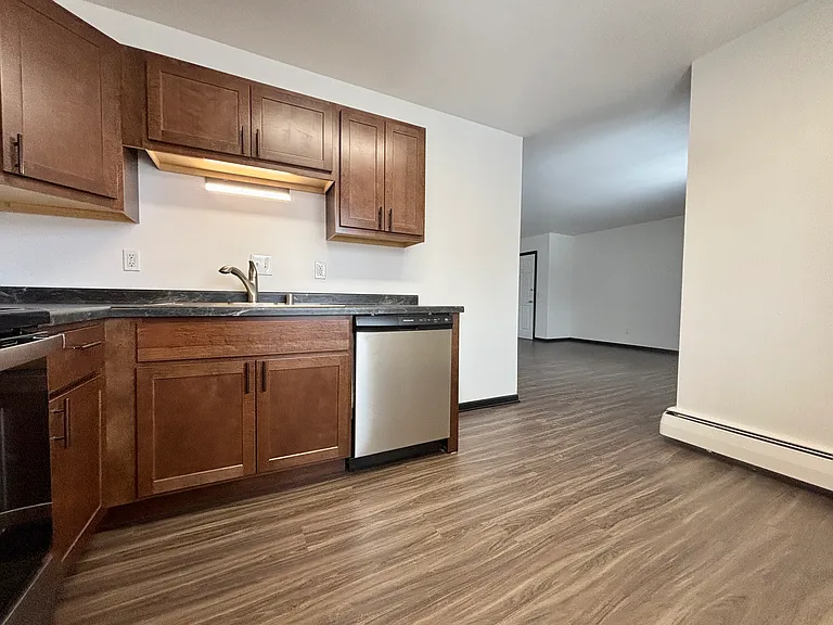 2341 Badger Pkwy #1 — Photo 4