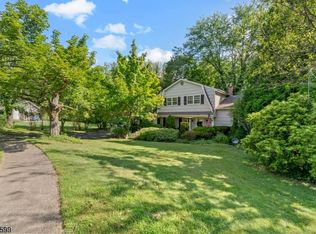 28 Raleigh Ct, Phillipsburg, NJ 08865