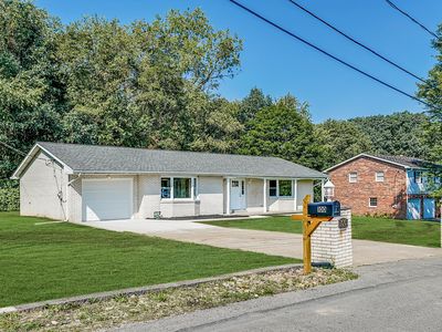 100 Shaker Heights Dr, Aliquippa, PA, 15001