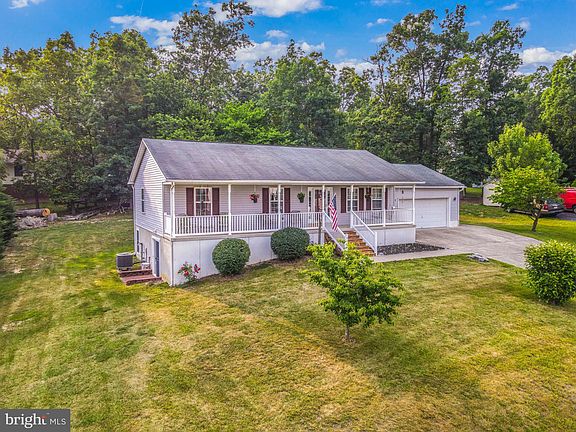 3rd image of 81 Black Oak Dr