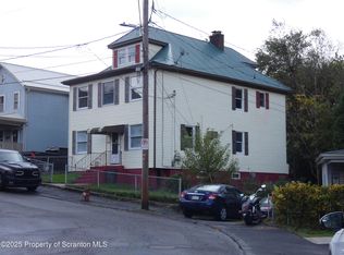 620 Sanderson Ave Floor 2, Olyphant, PA 18447