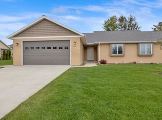 4033 Spring Ct, Sheboygan, WI 53083