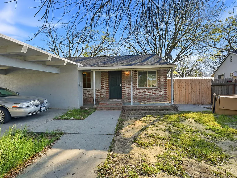 1008 Gemini Ct #2 — Photo 33