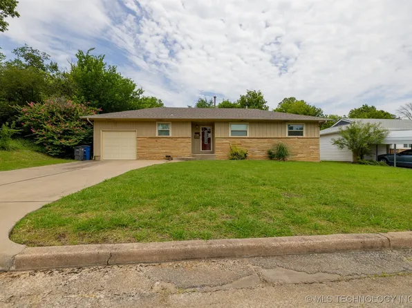 5917 E 26th Pl, Tulsa, OK 74114