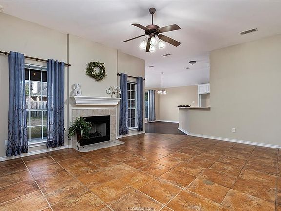 5th image of 3203 Neuburg Ct