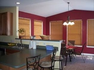 6212 82nd Ave, Kenosha, WI 53142