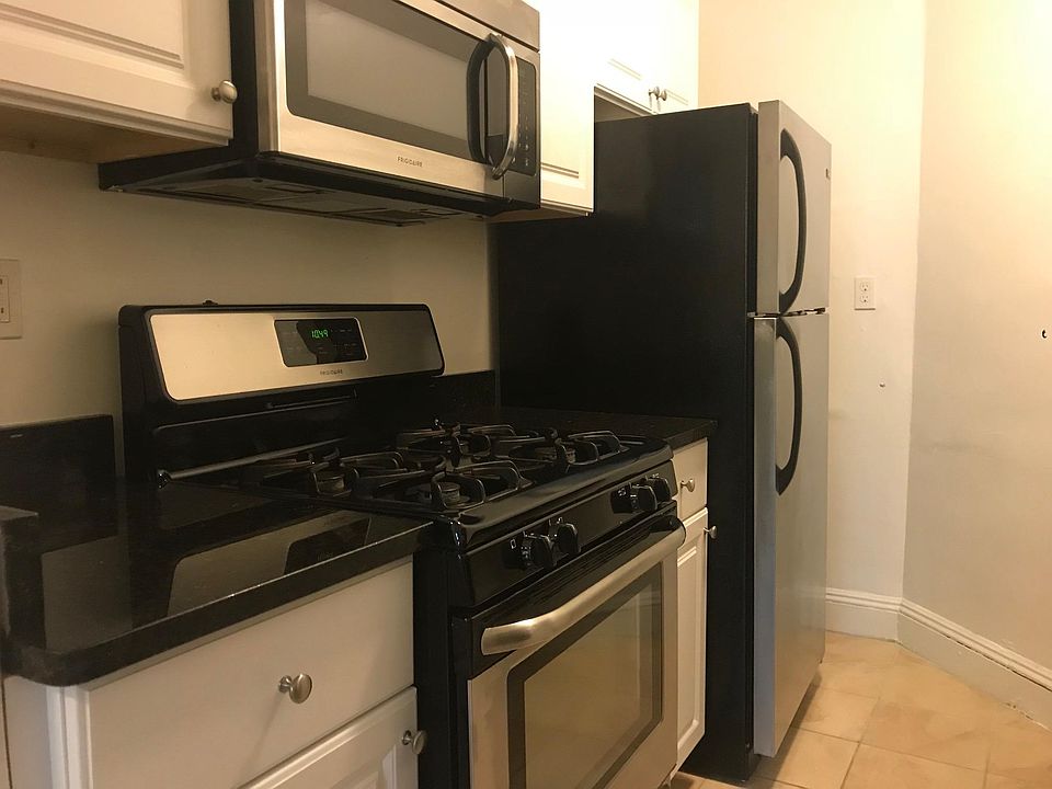 1st image of 1840 Commonwealth Ave #26