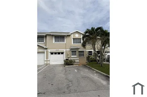 12249 SW 50th St Photo 1