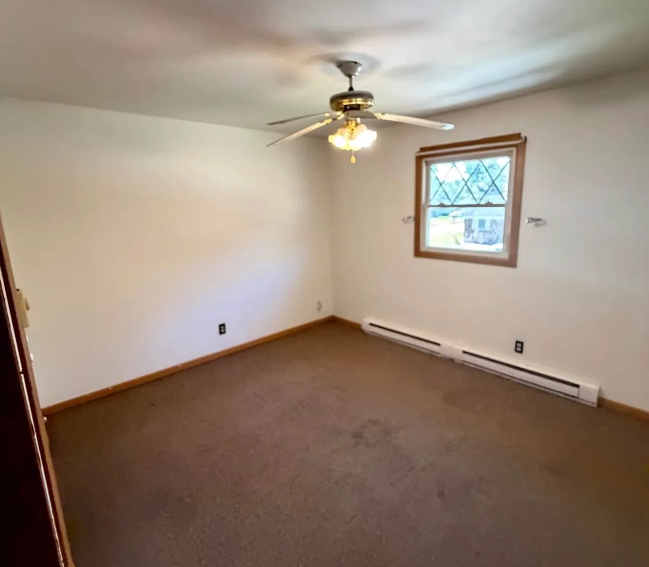 2 bed, $975 — Photo 1