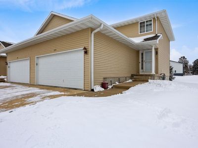 3555 Stoney Point Rd SW, Cedar Rapids, IA, 52404