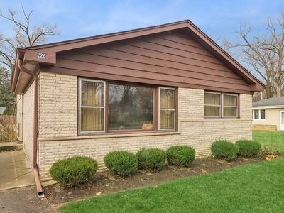 226 Glenview Rd, Glenview, IL, 60025
