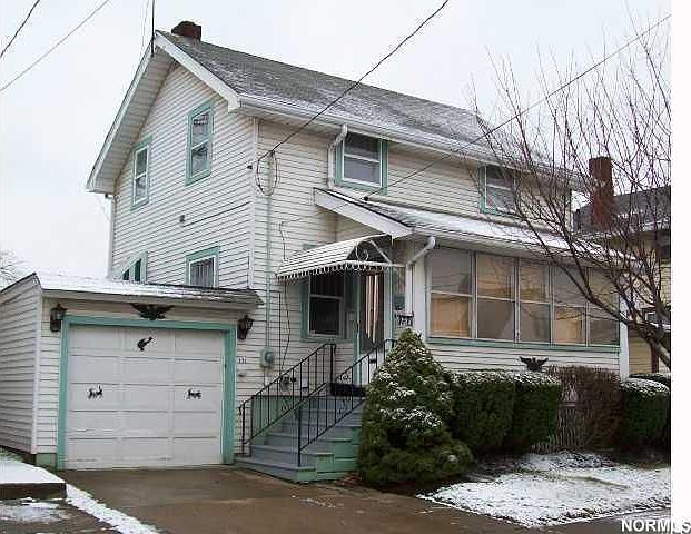 1st image of 121 W 32nd St