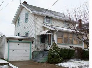 121 W 32nd St, Lorain, OH 44055
