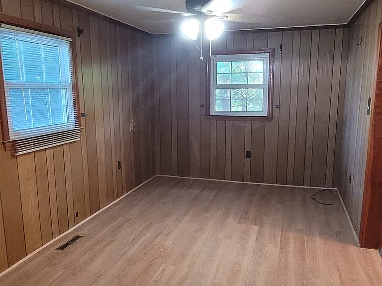 Bedroom 3 (Master Bedroom)