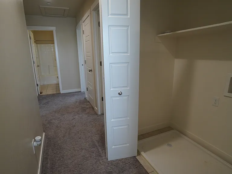 1203 E Roma Dr — Photo 6