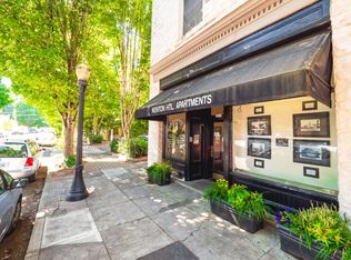 2017 N McClellan St #101, Portland, OR 97217