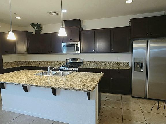 4th image of 144 Fleurette Ln
