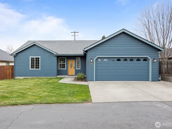 218 NE Flowers Lane, College Place, WA 99324