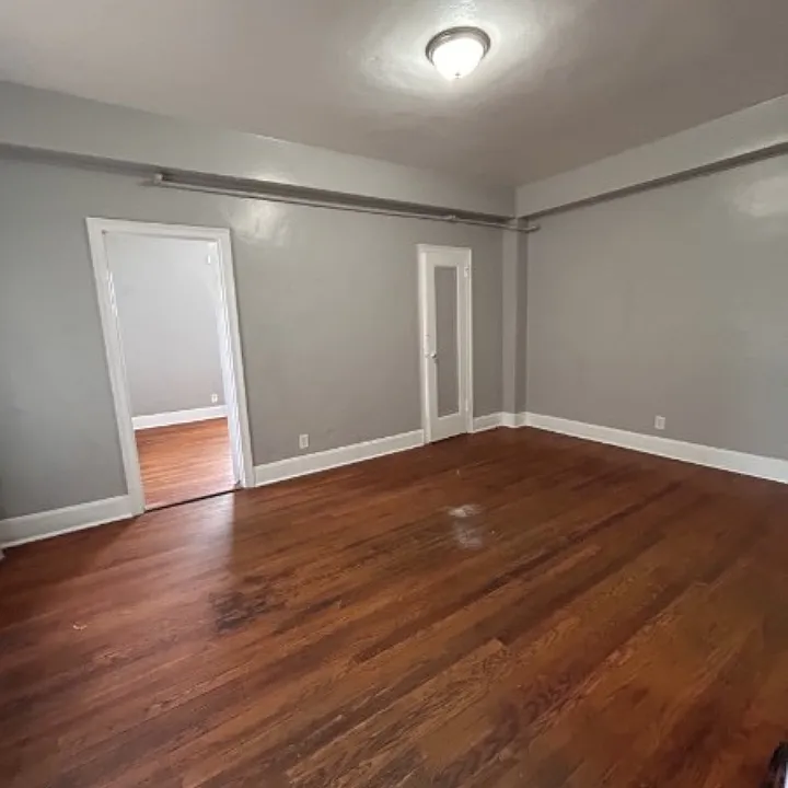 49 Prospect St #124