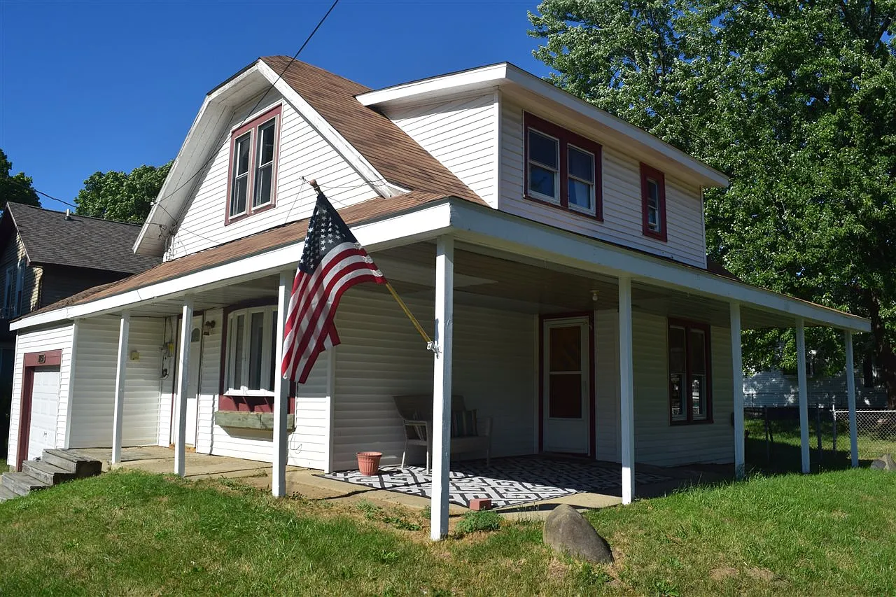 11850 Walter St photo 1