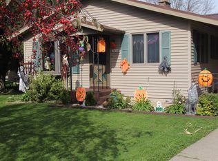 1436 Schultz Ct, Arcadia, WI 54612