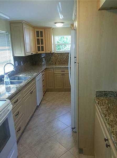 2nd image of 1050 SW 29th St