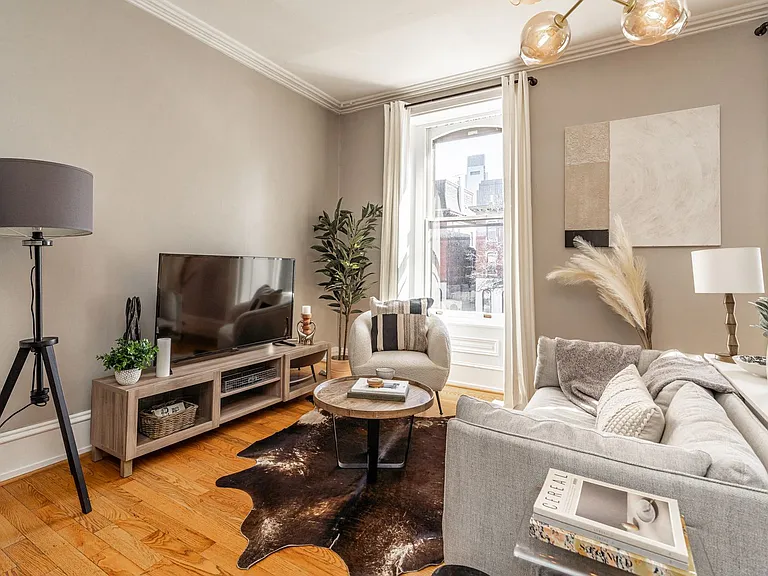 Short Term Rentals — Photo 8
