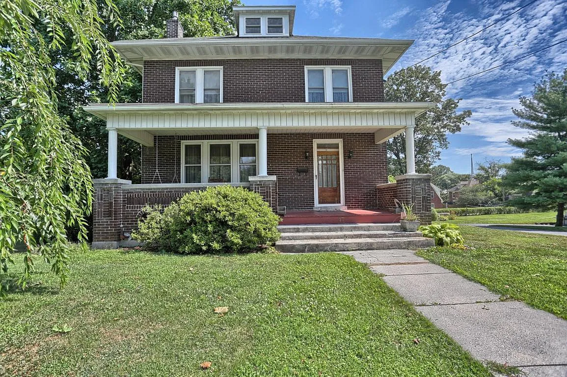 17 South Ave photo 1