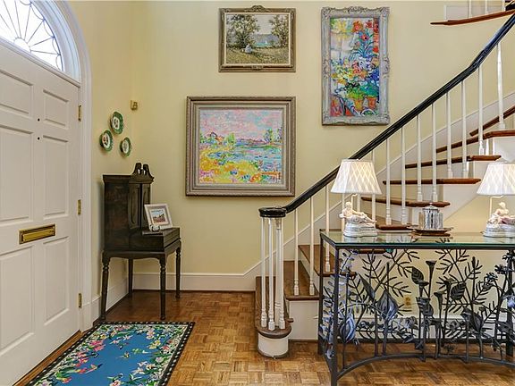 4th image of 210 Townsend Pl NW #210