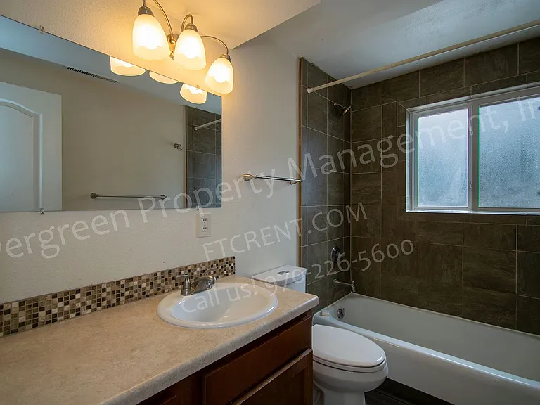 Mosher Manor — Photo 13