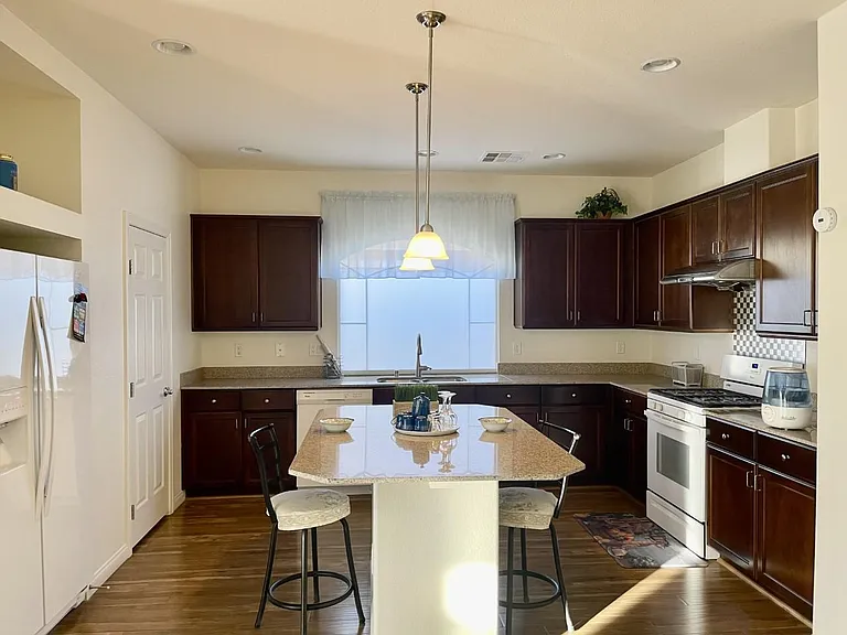 7256 Sierra Moon Ct — Photo 6