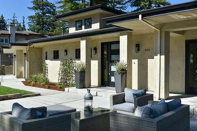 600 Lassen Park Ct photo 1