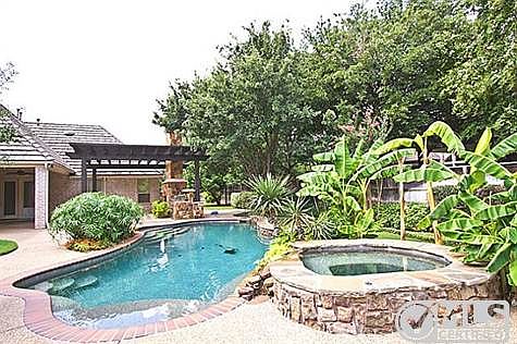 2nd image of 5812 Singletree Ct