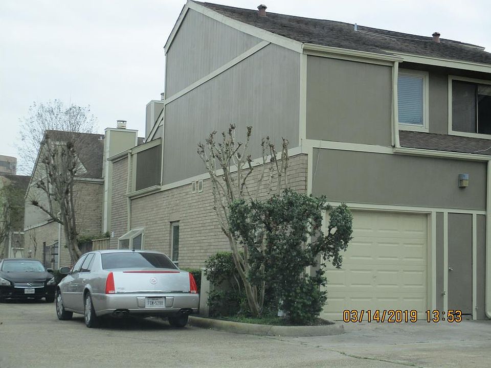 1st image of 1920 Augusta Dr Unit 15