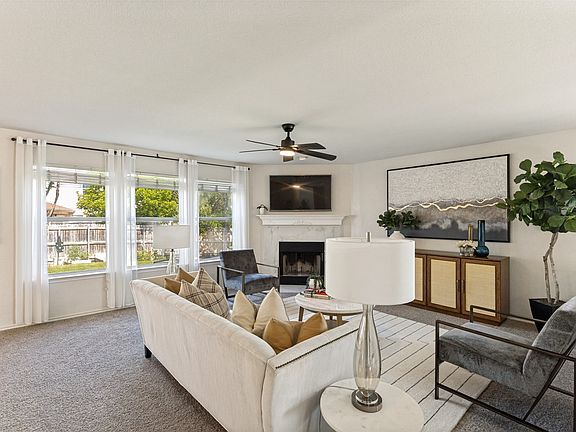 4th image of 3649 Desert Mesa Rd
