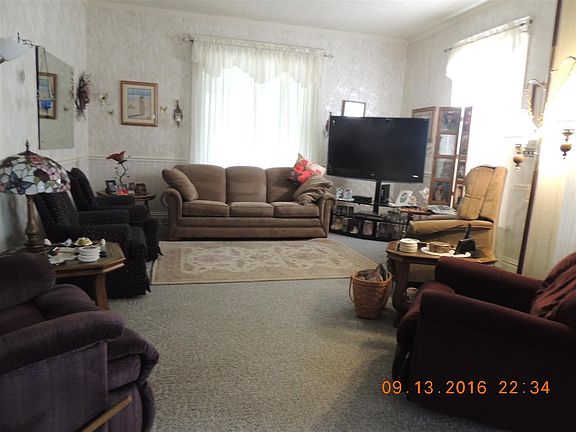 2nd image of 306 E Main St