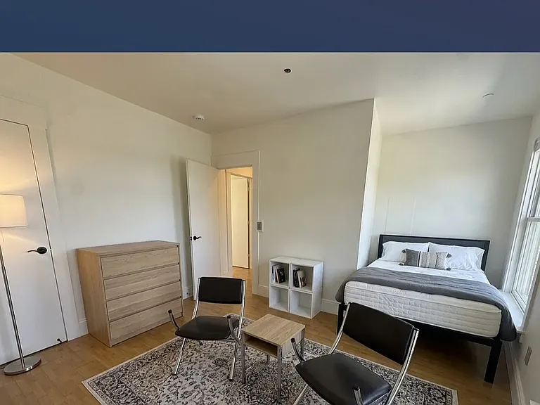 2597 Telegraph Ave #B — Photo 5
