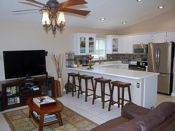 Home For Sale In Pinetree Terrace
