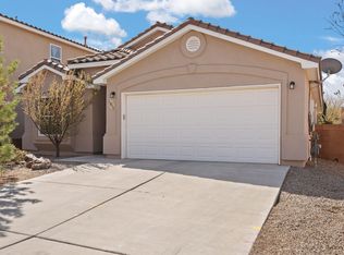 11820 Suny Bay Rd SE, Albuquerque, NM 87123
