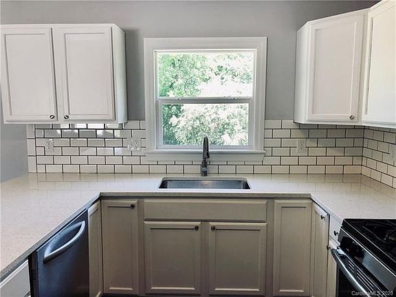 3rd image of 2522 Fairgreen Dr