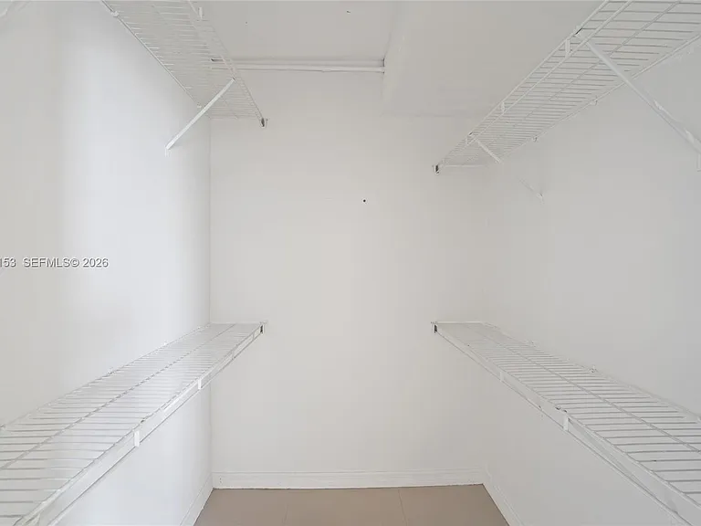 2000 NE 135th St #1010 — Photo 19