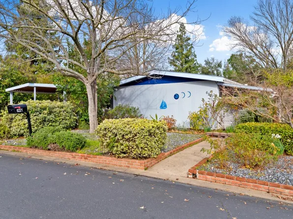 6221 Summerset Ln, Citrus Heights, CA 95621