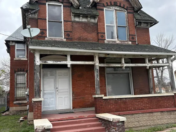 337 Chestnut St, Quincy, IL 62301