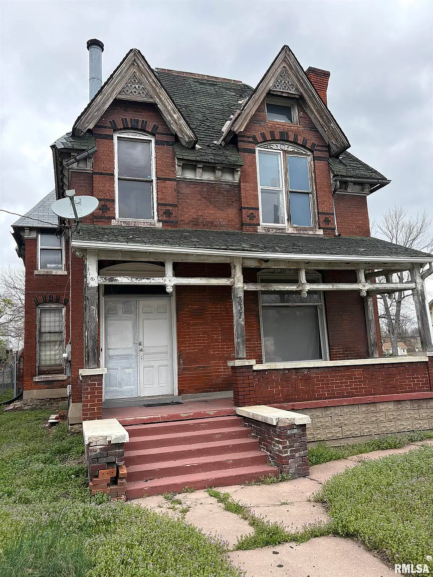 337 Chestnut St photo 1