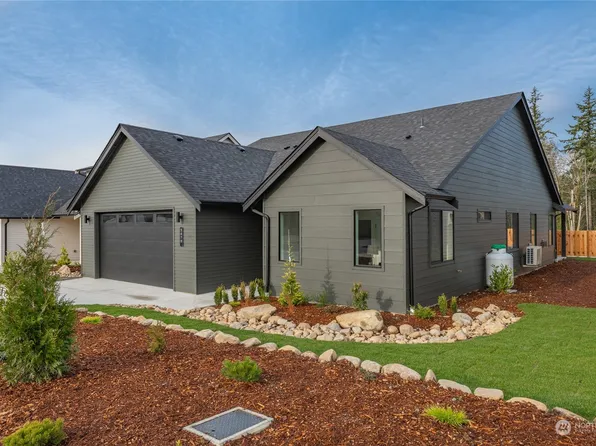 2870 Hazelwood Drive, Blaine, WA 98230