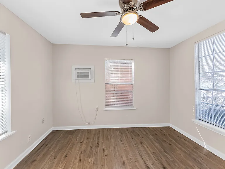 827 W Rosewood Ave #6 — Photo 8